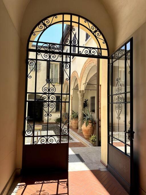 フォルリCasa Petrucci 2 Centro Storicoアパートメント エクステリア 写真